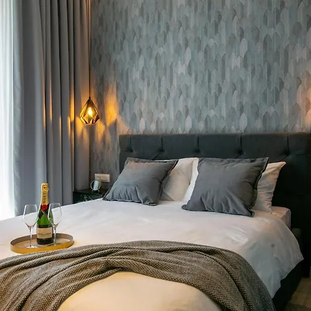 Harbour Apartment